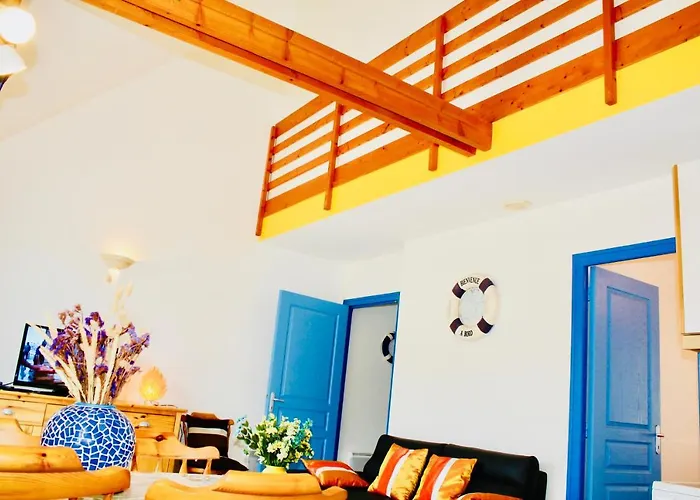 Les Oiseaux Holiday home *